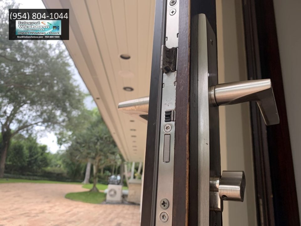 multi-point-door-lock-replacement-company-0909
